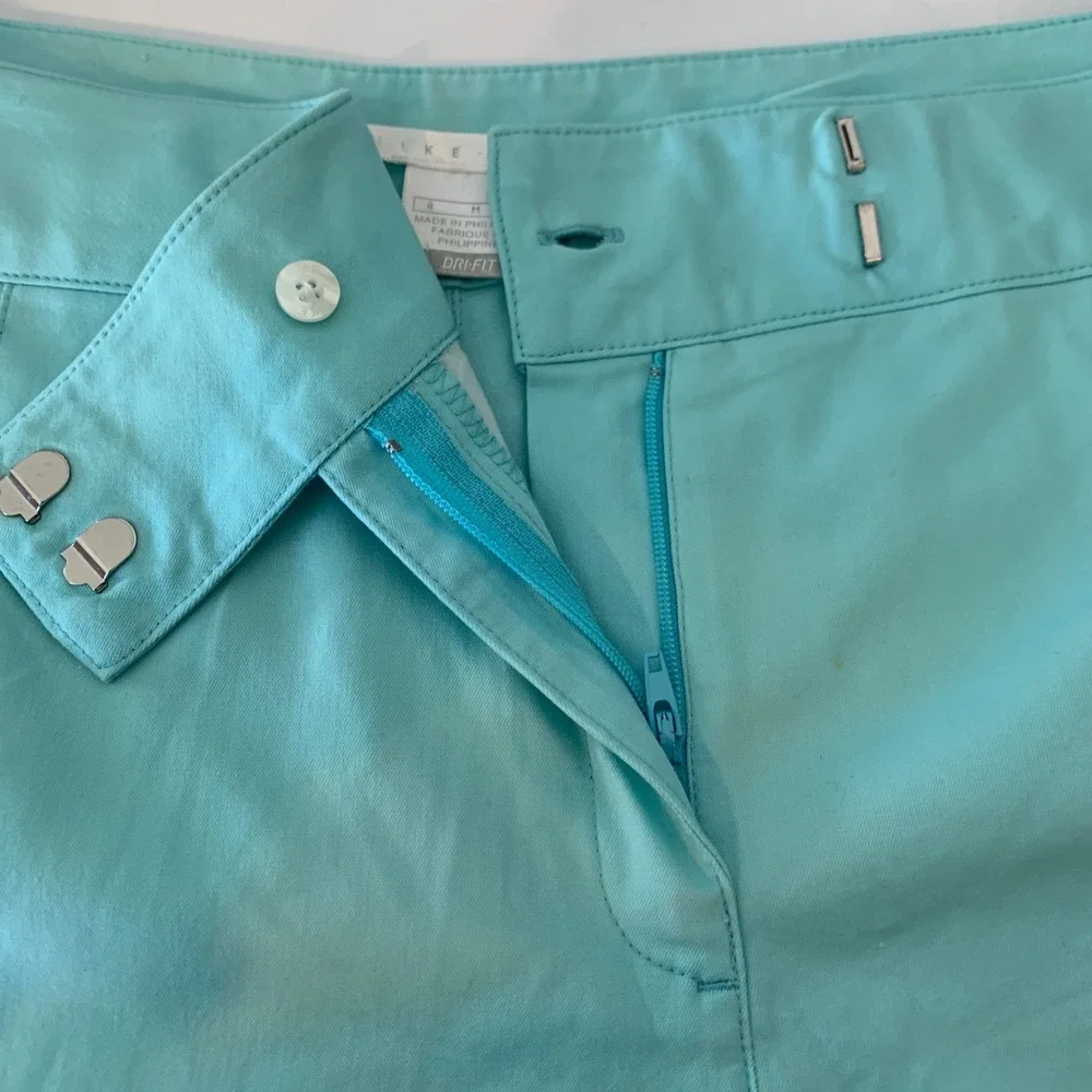 Nike Golf Shorts Women 8 Turquoise Dri-FIT Flat Front Active Golfcore Athletic